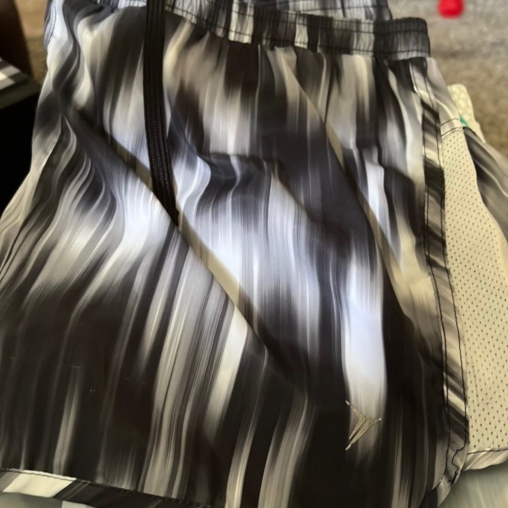 Running shorts